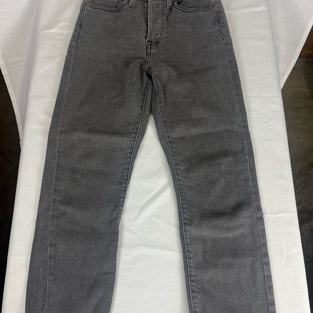 Levis Wedgie Straight Jeans Womens 26 Gray High Rise Raw Hem Denim